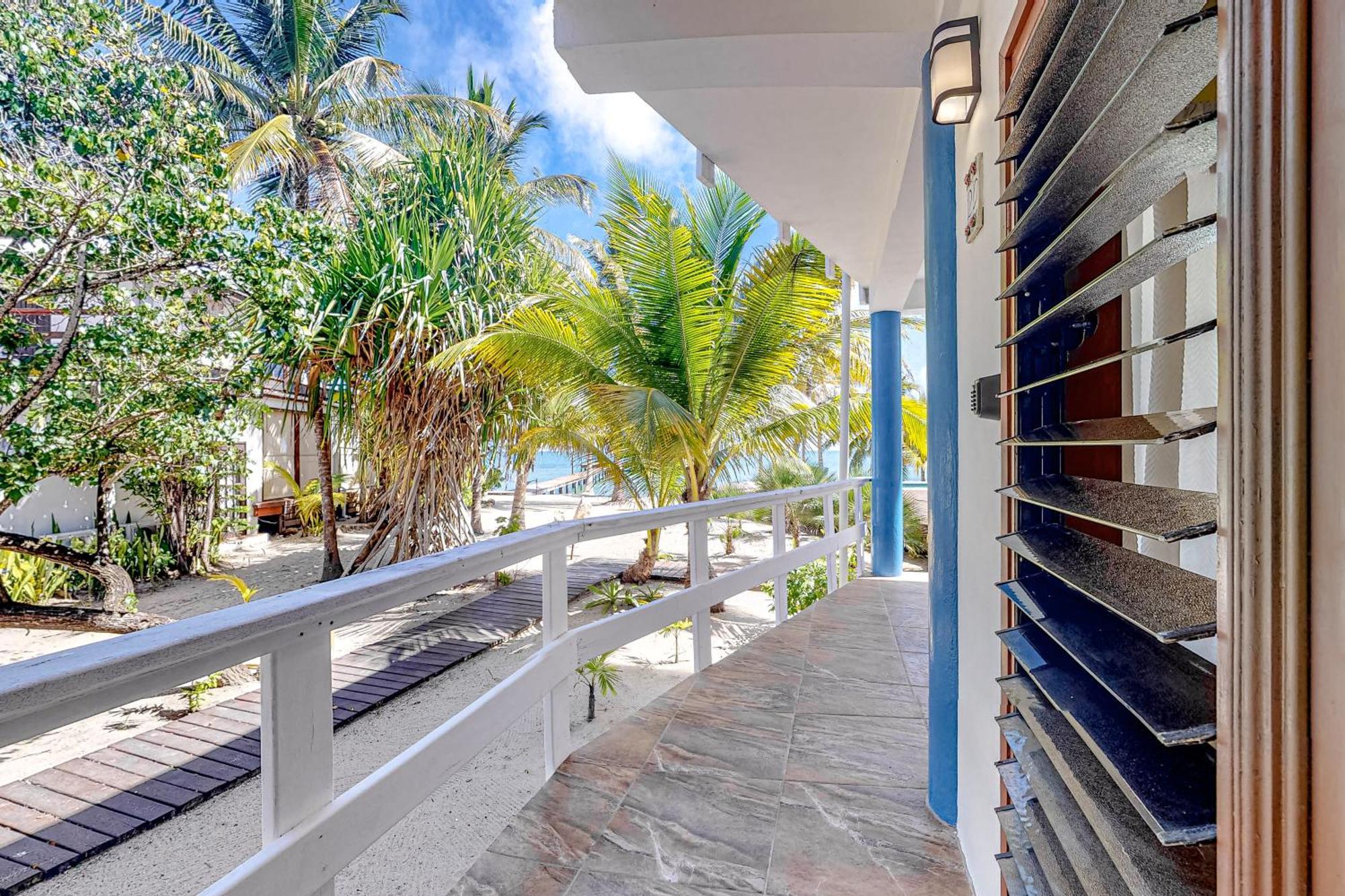 Beachside Villas Gold Standard Certified Placencia Quarto foto